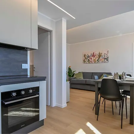 Appartement Bilocale Chic 3, 10 Min Aeroporto Milano-bergamo, Aria Condizionata E Doccia Idromassaggio Bergamo