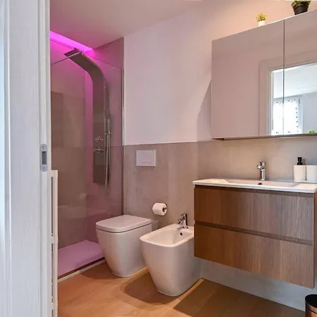 Bilocale Chic 3, 10 Min Aeroporto Milano-bergamo, Aria Condizionata E Doccia Idromassaggio Appartement *