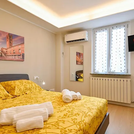 Bilocale Chic 3, 10 Min Aeroporto Milano-bergamo, Aria Condizionata E Doccia Idromassaggio Apartamento *