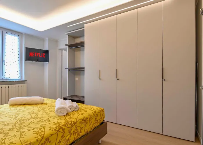 Apartamento Bilocale Chic 3, 10 Min Aeroporto Milano-bergamo, Aria Condizionata E Doccia Idromassaggio *