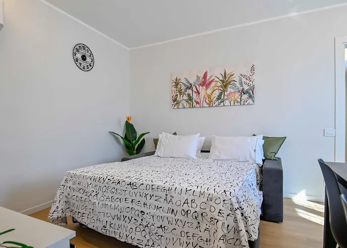 Bilocale Chic 3, 10 Min Aeroporto Milano-bergamo, Aria Condizionata E Doccia Idromassaggio